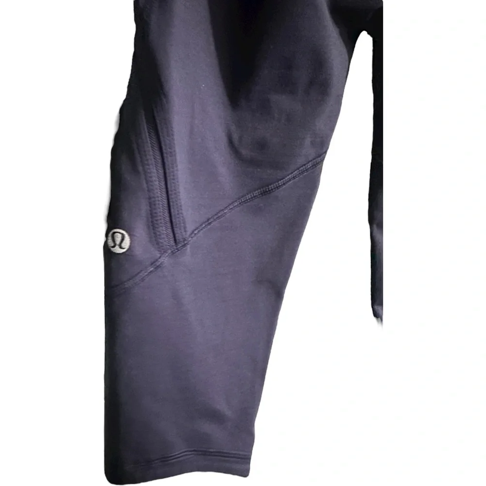 Lululemon Cropped Leggings Purple Size 4